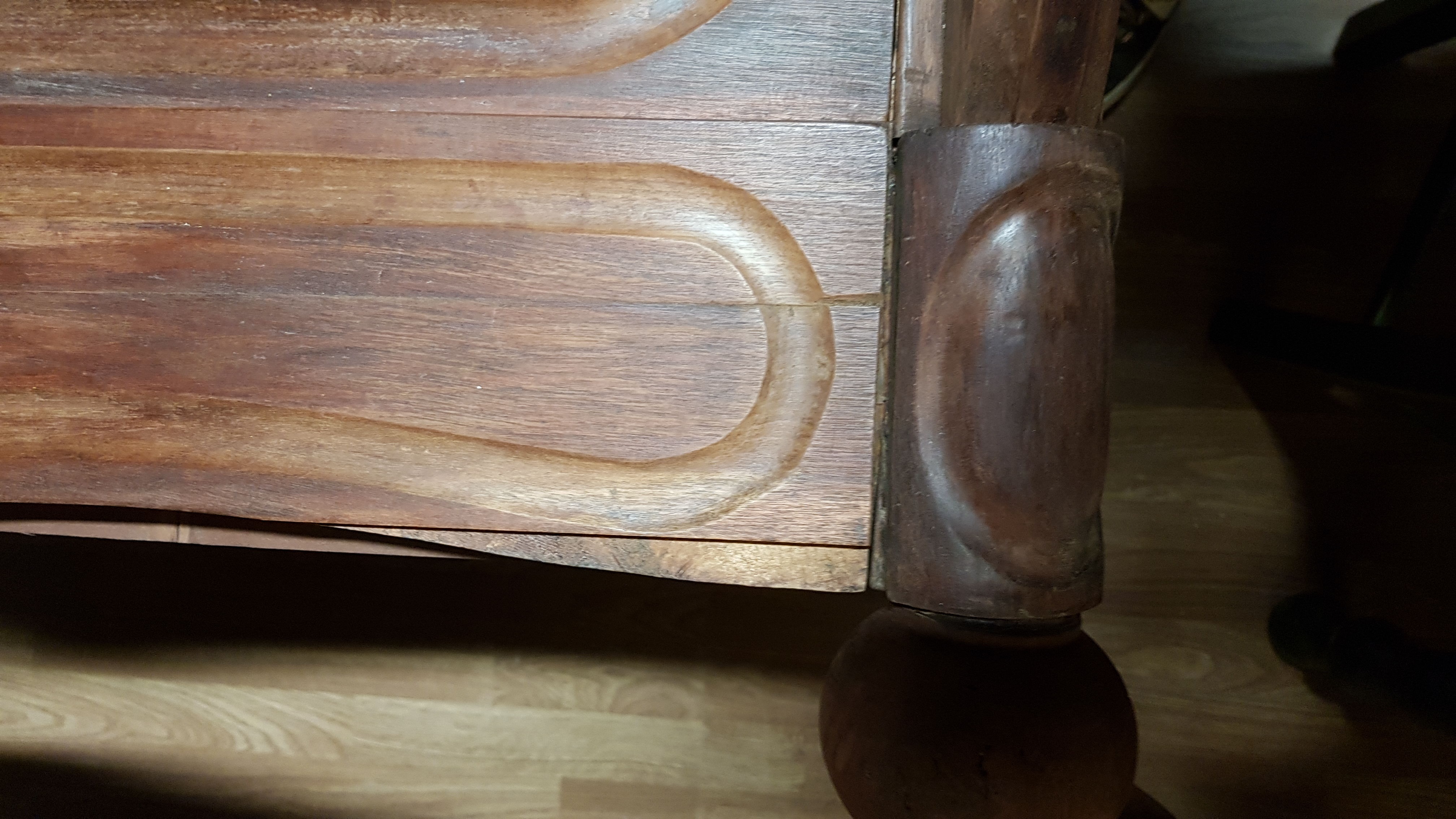 reparar-muebles-mojados